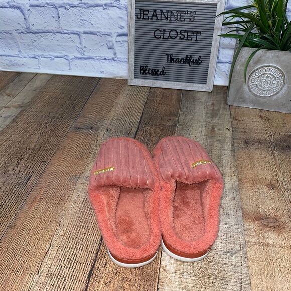 Plush slippers  - Picture 4 of 11